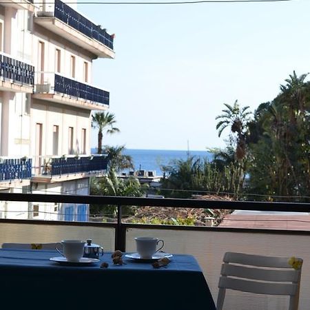 Casa Vacanze Solemar Майори Экстерьер фото